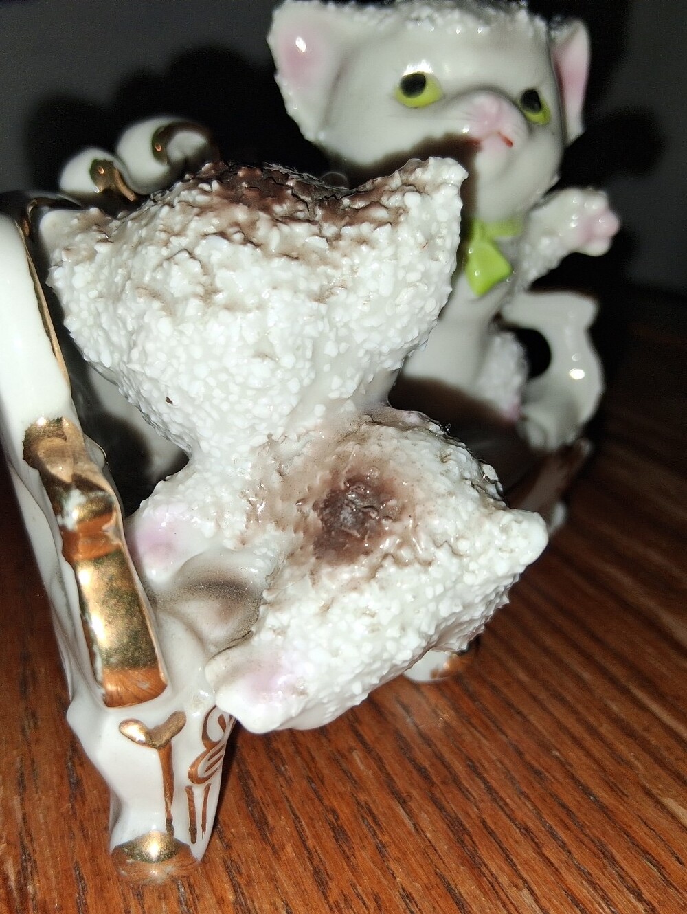 Antique Kittens In Chair - Picture 5 of 7